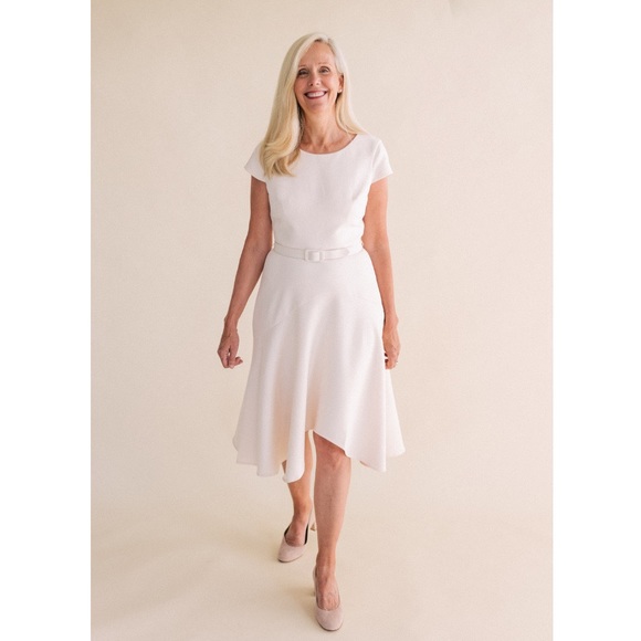Gal Meets Glam Cecilia Off-White Crepe Belted Midi Dress - Picture 4 of 16